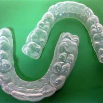 silikonski stitnik za zube